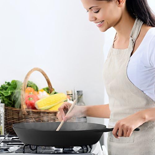 Large fifteen inch pre seasoned skillet — photo 3