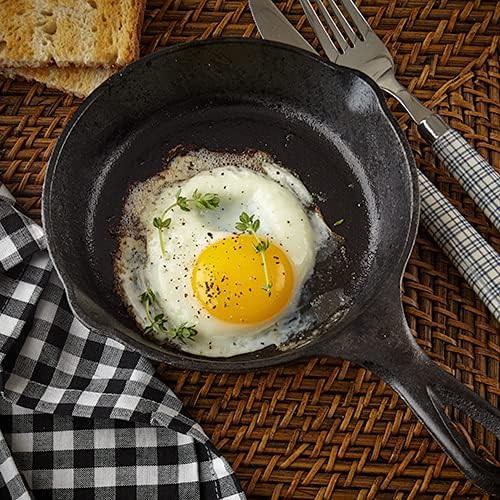 Six inch cast iron skillet with spouts — photo 4