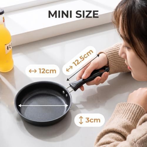 Mini Egg Frying Pan with Heat Resistant Handle — photo 3